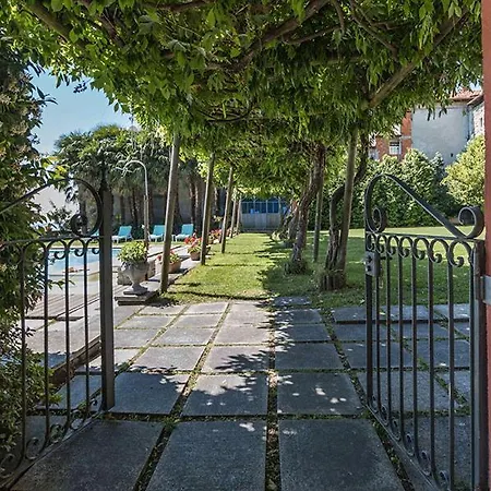 San Salvatore With Pool Apartment