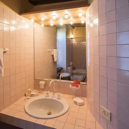 San Salvatore With Pool Apartment