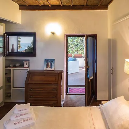 San Salvatore With Pool Apartment